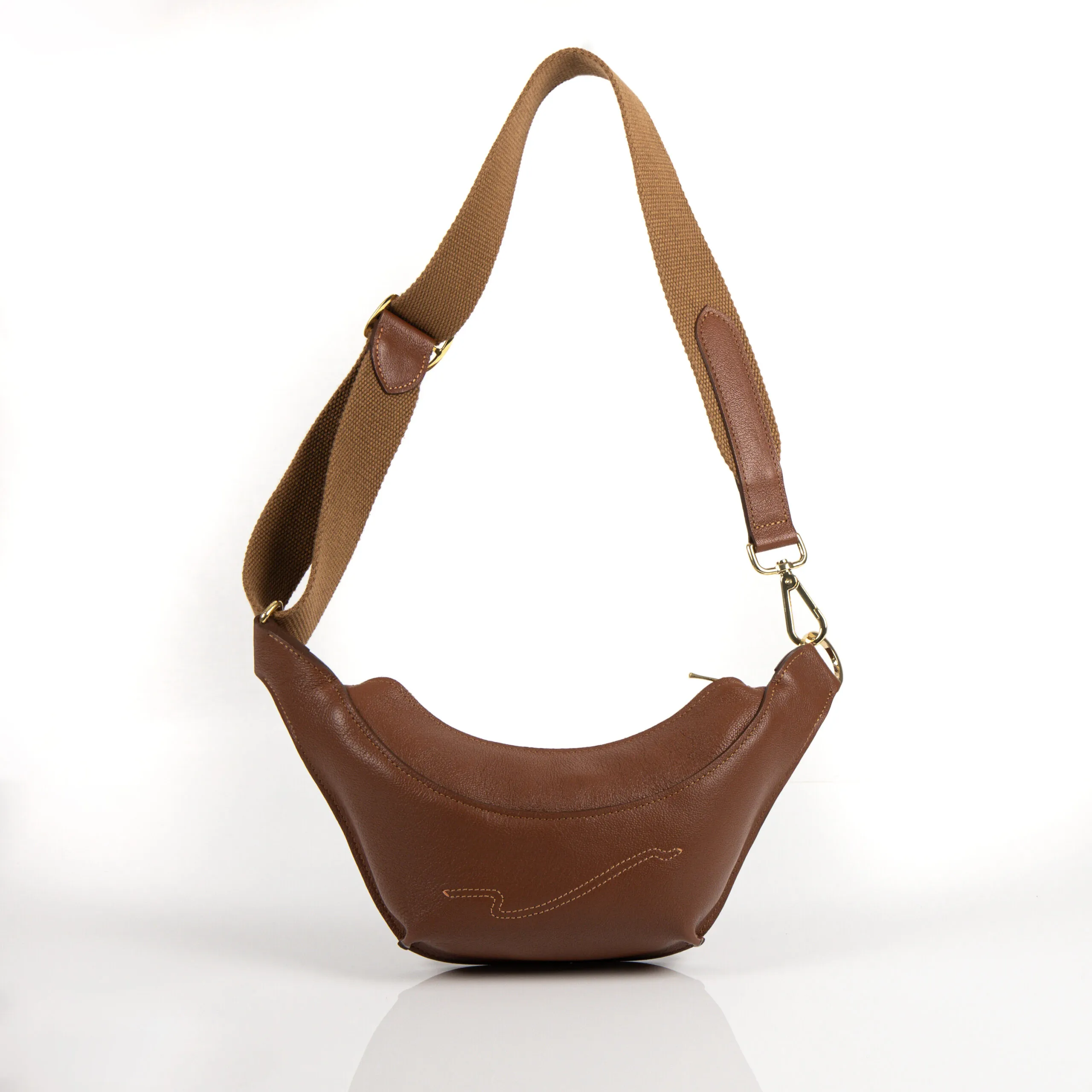 Banana Bag in Luxury Leather Antelope size M - Moab - CouleurSedona Maroquinerie