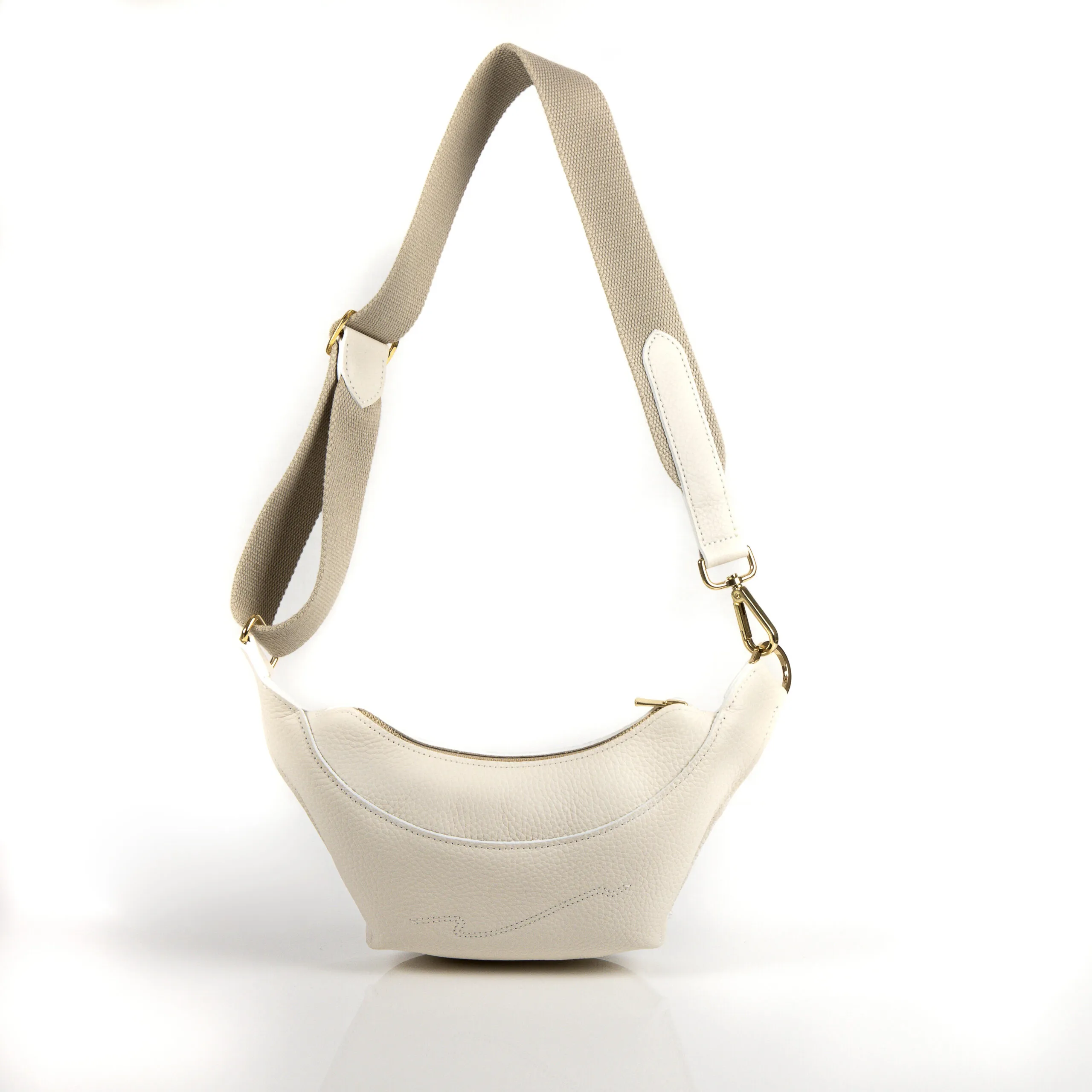 Banana Bag in White luxury Leather size L - Moab - CouleurSedona Maroquinerie