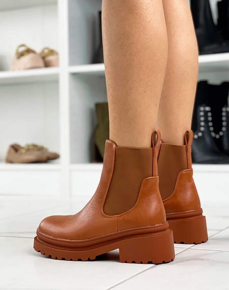 Bottines camel à élastique et semelle talonnée