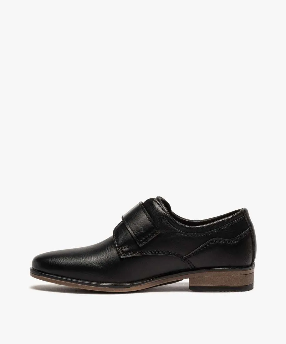 derbies garcon unis a scratch avec bout amande noir vif chaussures basses