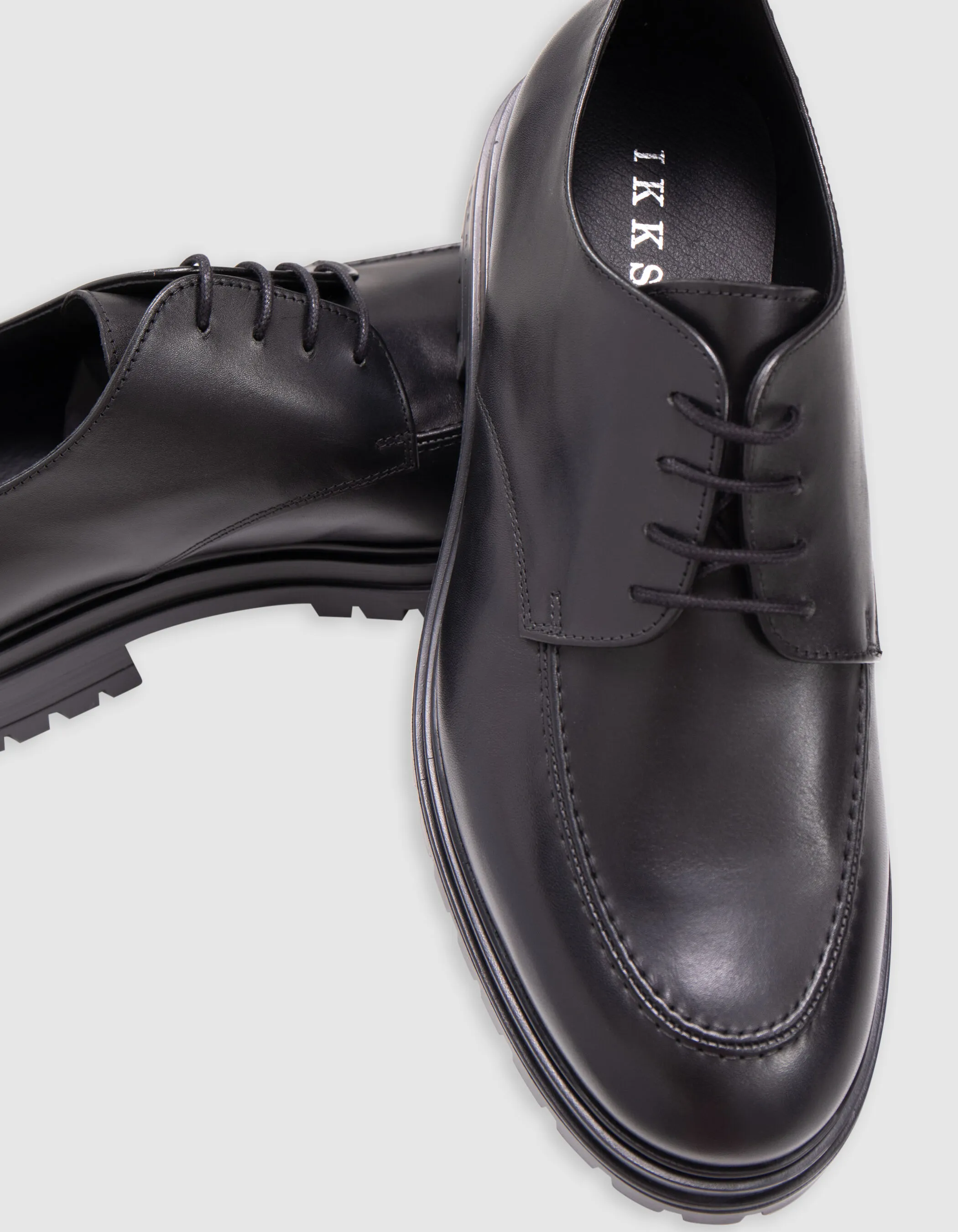 Derbies noirs crantés cuir Homme