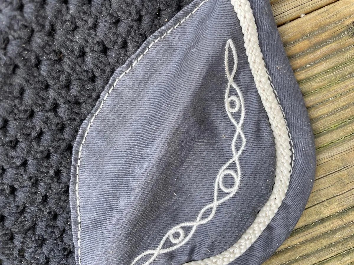 Fouganza bonnet noir et gris