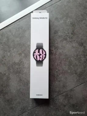 Montre Samsung Galaxy Watch 6 neuf Ajouté le : 10/03/2024