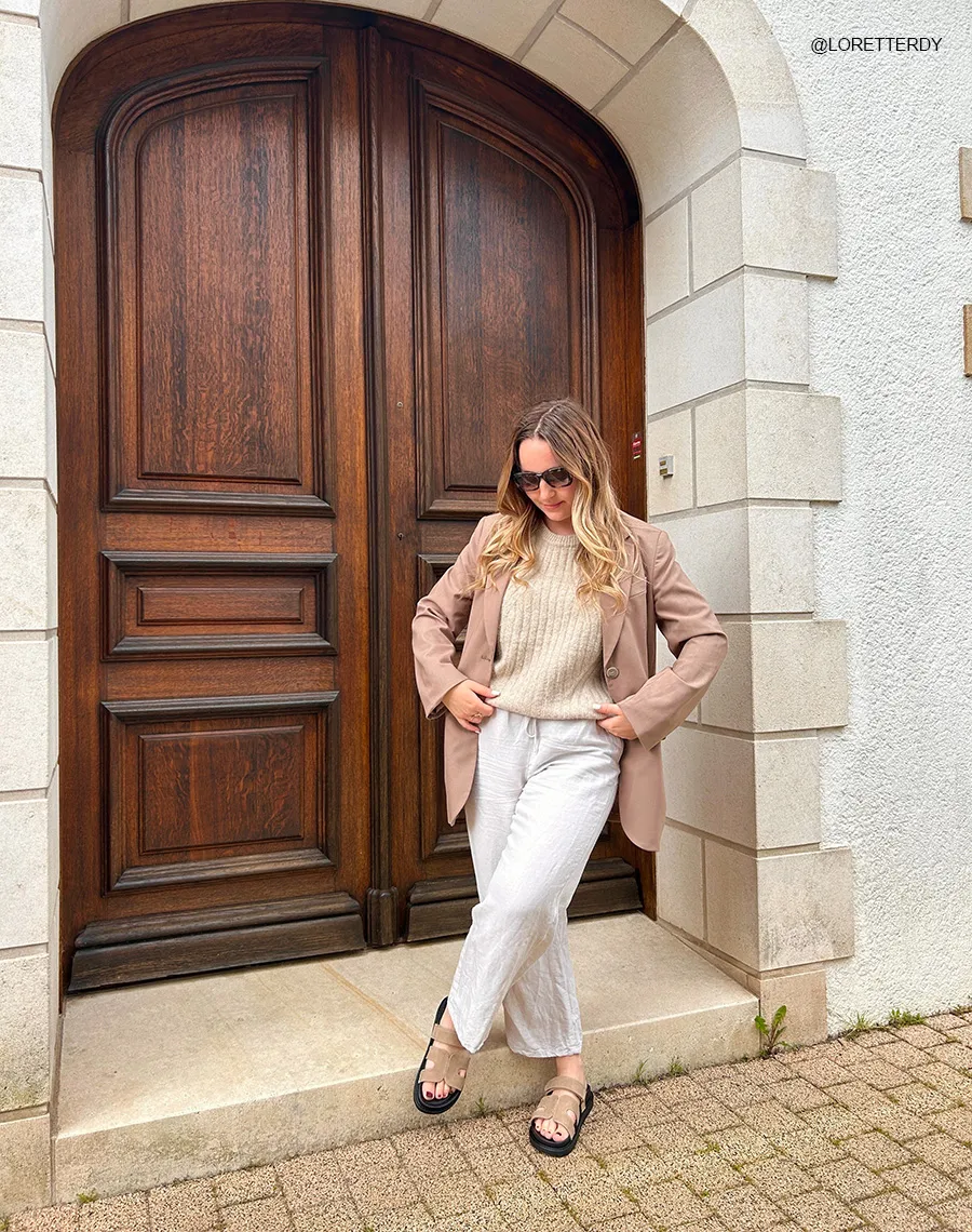 Mules femmes taupe en forme de H avec bride scratch et semelle épaisse noire